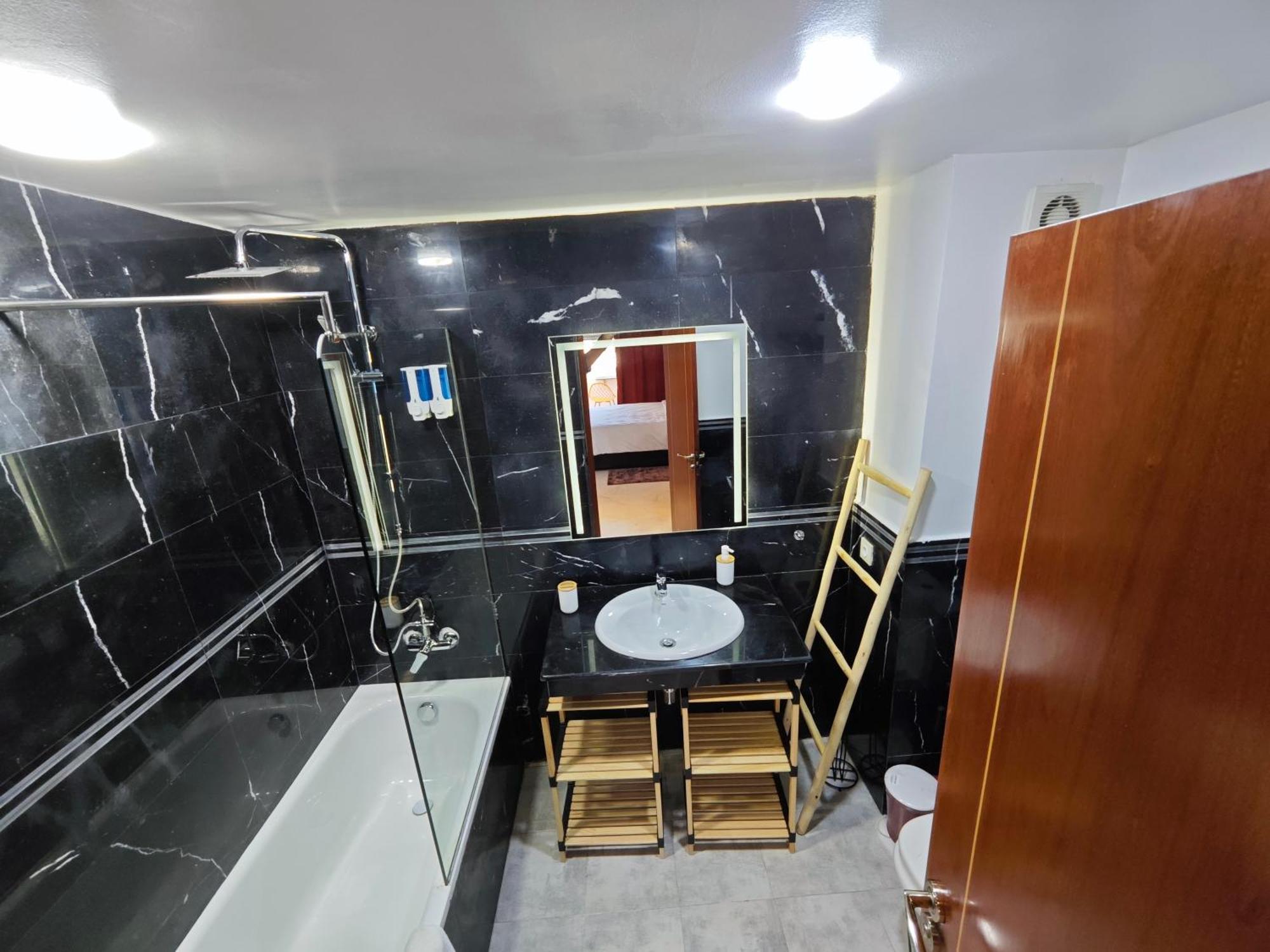 Holiday Apartments In Tanger Boulevard Bagian luar foto